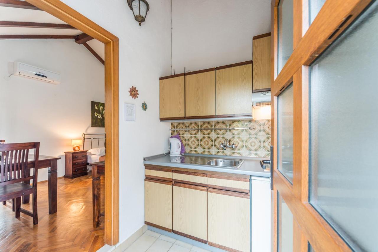 Apartmani Bugenvilija Brbinj 외부 사진